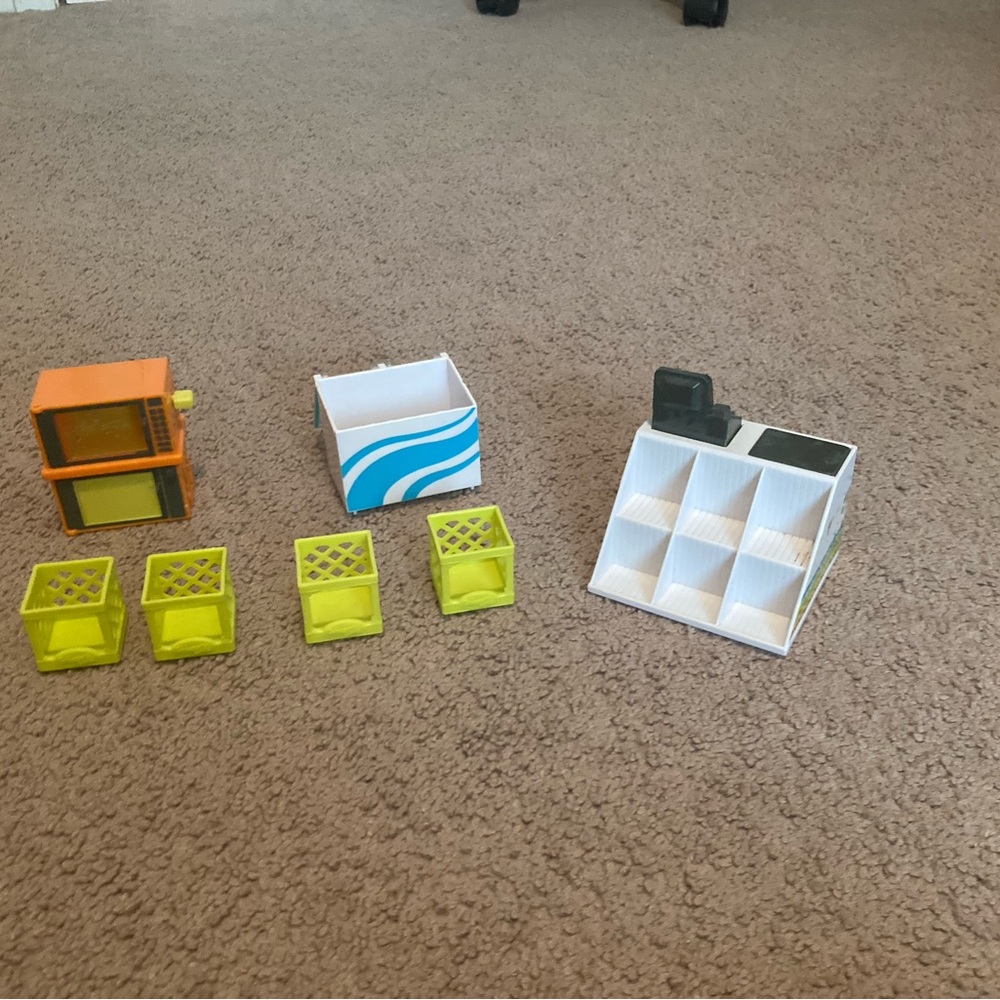 Grossery Gang equipment